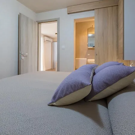 Apartament Lando *