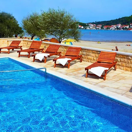 Apartament Lando