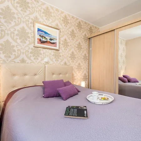 Apartament Lando