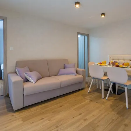 Lando Apartment
